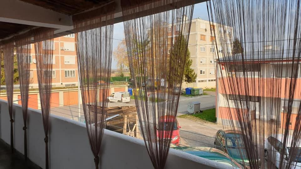 Apartman Jez - Free Parking, Self Check In Karlovac Εξωτερικό φωτογραφία