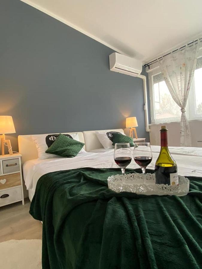 Apartman Jez - Free Parking, Self Check In Karlovac Εξωτερικό φωτογραφία