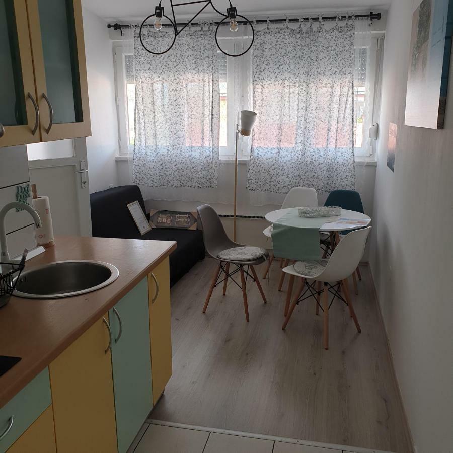 Apartman Jez - Free Parking, Self Check In Karlovac Εξωτερικό φωτογραφία