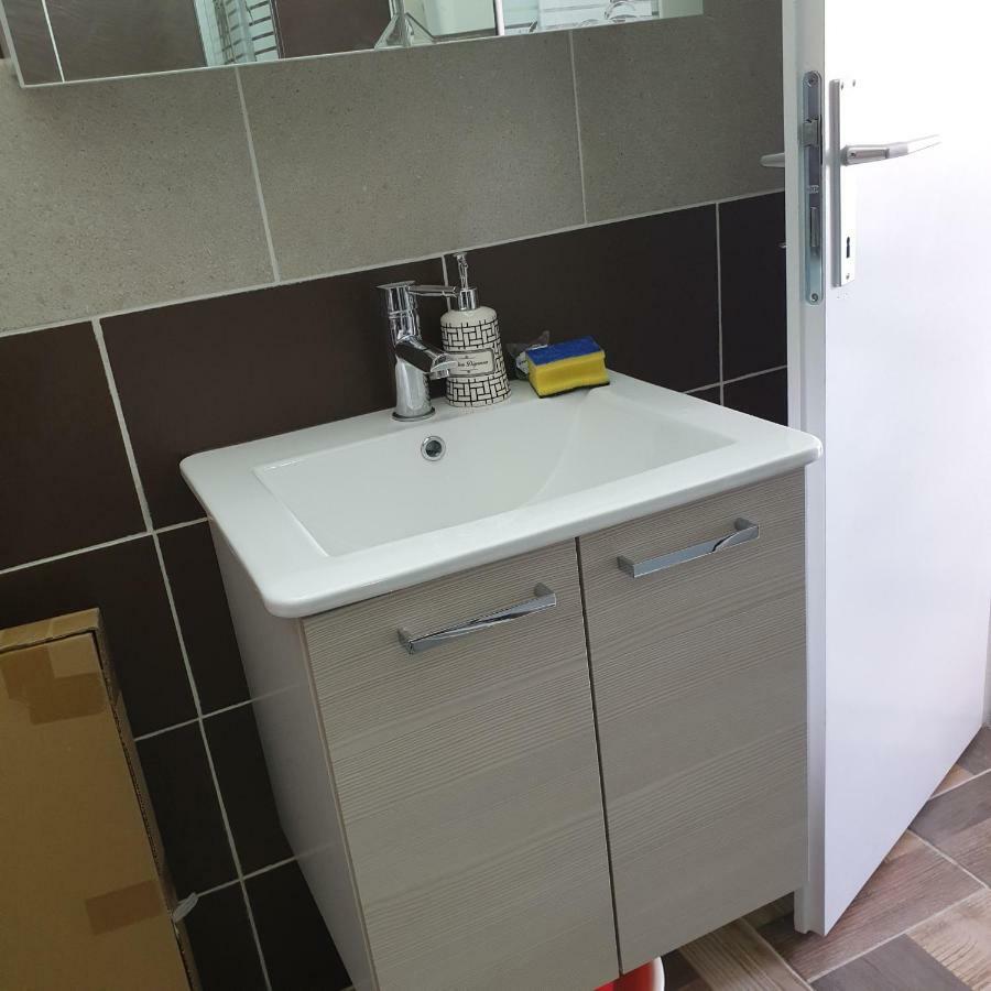 Apartman Jez - Free Parking, Self Check In Karlovac Εξωτερικό φωτογραφία