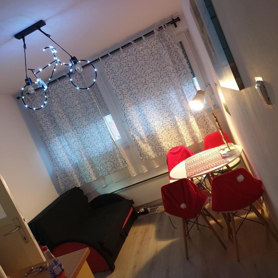 Apartman Jez - Free Parking, Self Check In Karlovac Εξωτερικό φωτογραφία