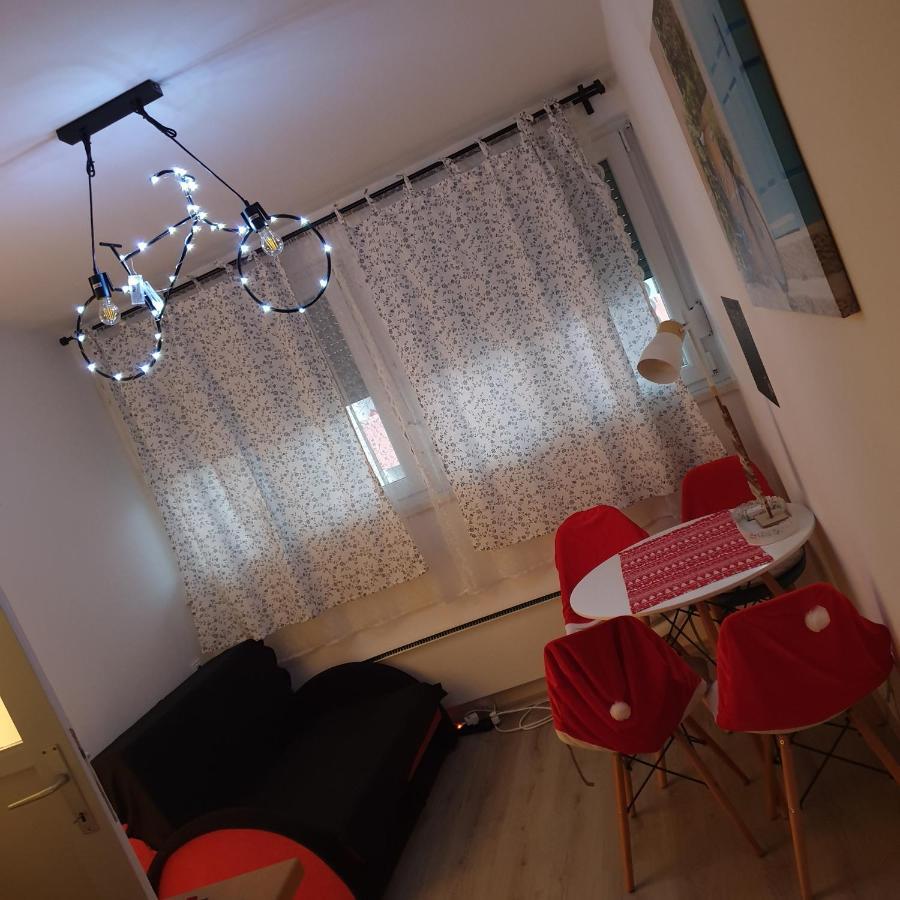 Apartman Jez - Free Parking, Self Check In Karlovac Εξωτερικό φωτογραφία
